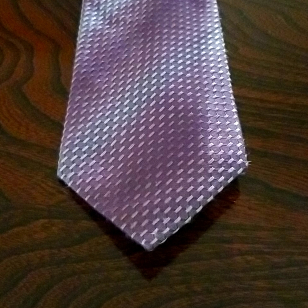 Kenneth Cole Reaction Silk Tie
